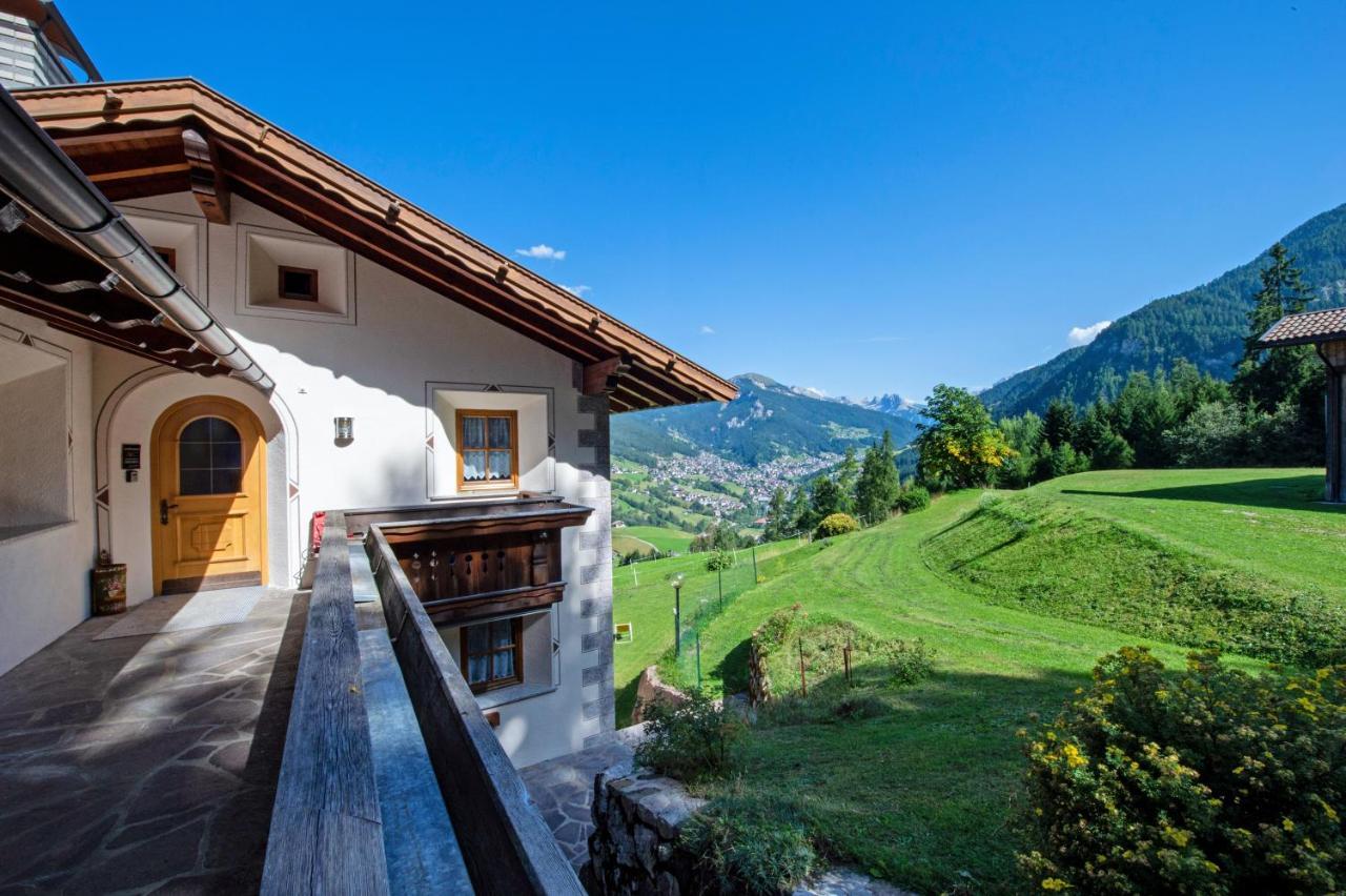 Chalet Alpina Ortisei Bagian luar foto